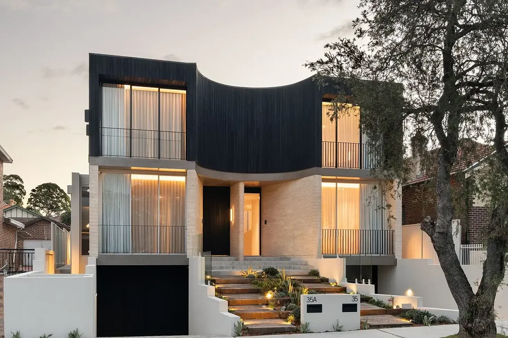 Croydon 5غرفة نوم Architectural masterclass blends refined craftsmanship and bespoke detailing