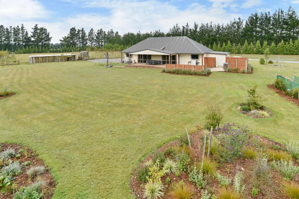 West Eyreton 4部屋 * UNDER OFFER * Your Own Private Sanctuary