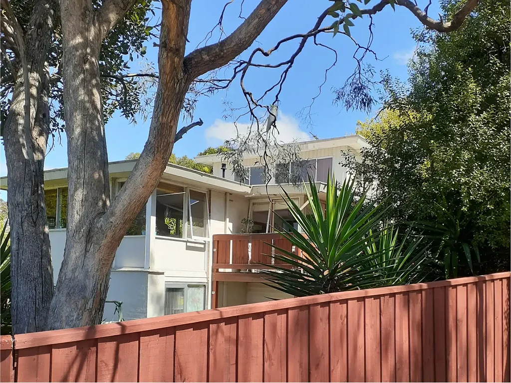 Bayswater 6chambre HIGH DENSITY DEVELOPMENT OPPORTUNITY (GRZ4), 760m2 approx. CORNER ALLOTMENT, BAYSWATER ACTIVITY ZONE