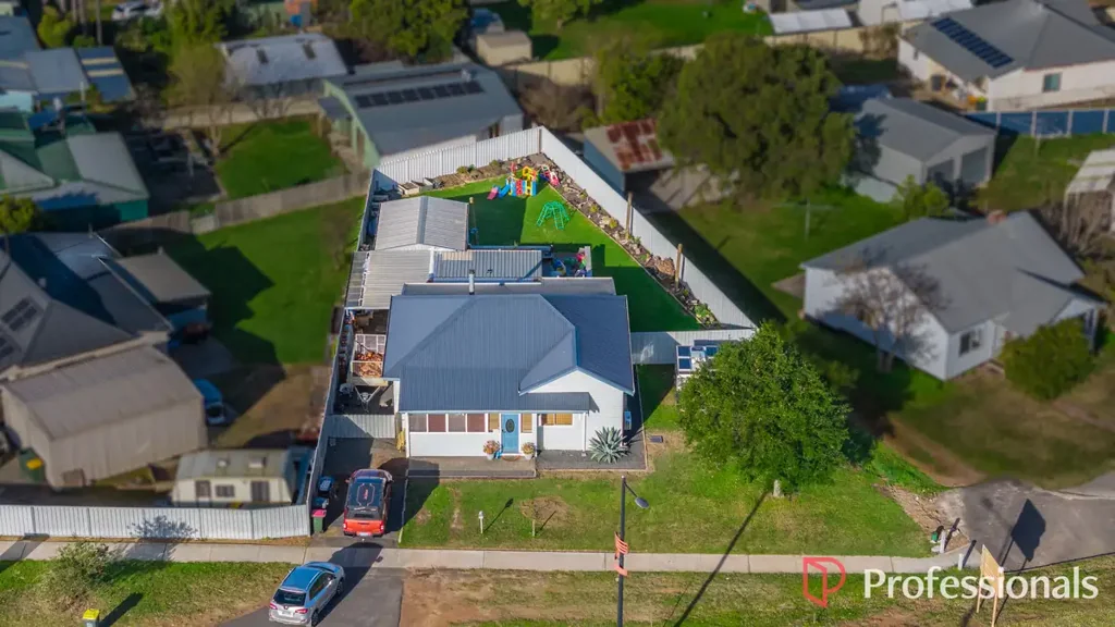 Manjimup 3 Bedroom OPPORTUNITY FOR A HOME OCCUPATION!