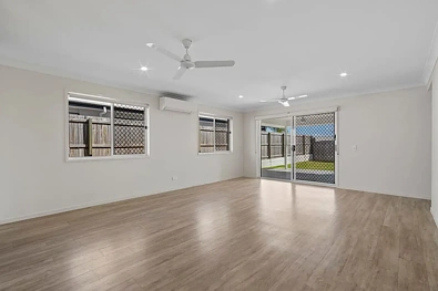 Silid Pahingahan - 79 Dryander Street, Yarrabilba, QLD 4207