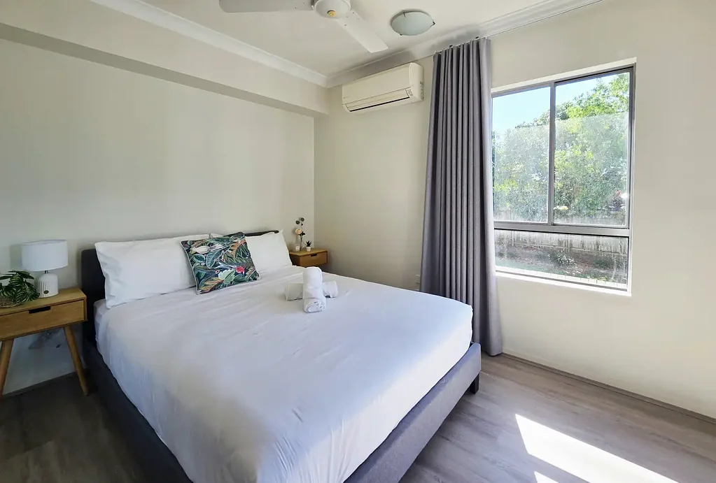 Beautifully Furnished 2-Bedroom Unit in the Heart of Mango Hill