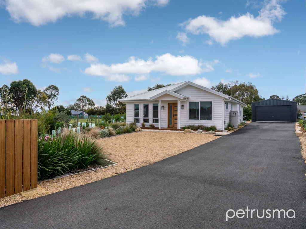 12 Pardalote Close, Opossum Bay, TAS 7023