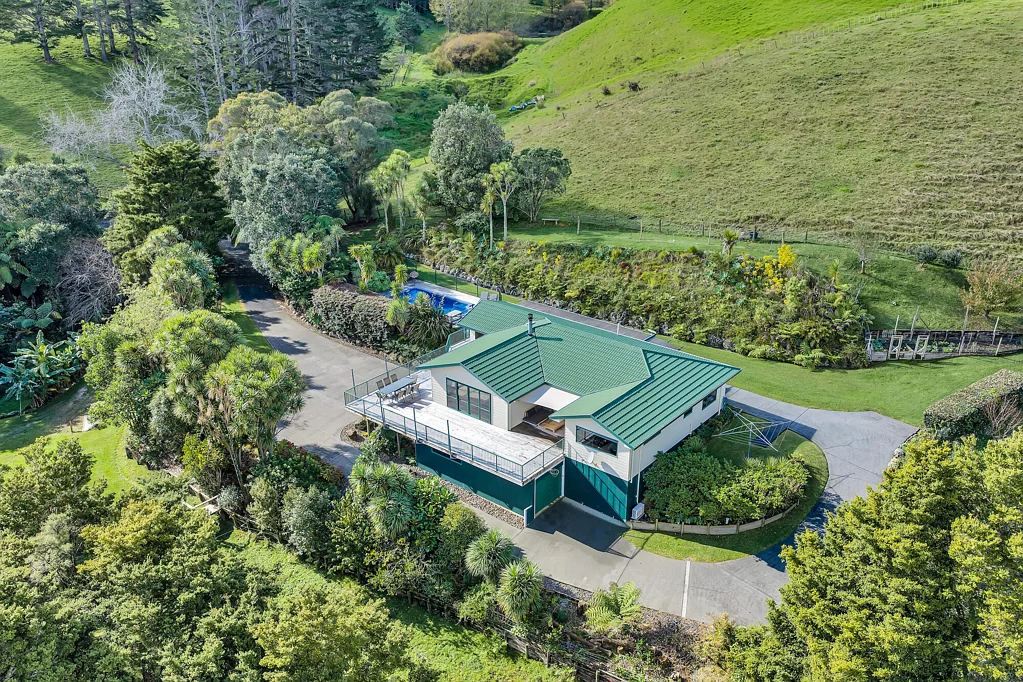Whareora 3房  Space, Privacy and Convenience on 5ha