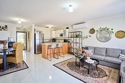6/153 Sevenoaks Street, Cannington