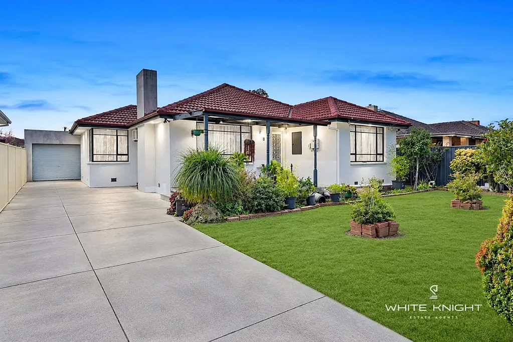 St Albans 4房 优越地段，舒适生活，无限潜力 Great Location, Comfortable Living, Endless Potential