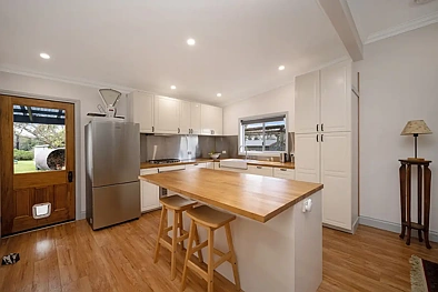 8 Watts Lane, Macarthur, VIC 3286, 3 Bedrooms, 1 Bathrooms, House