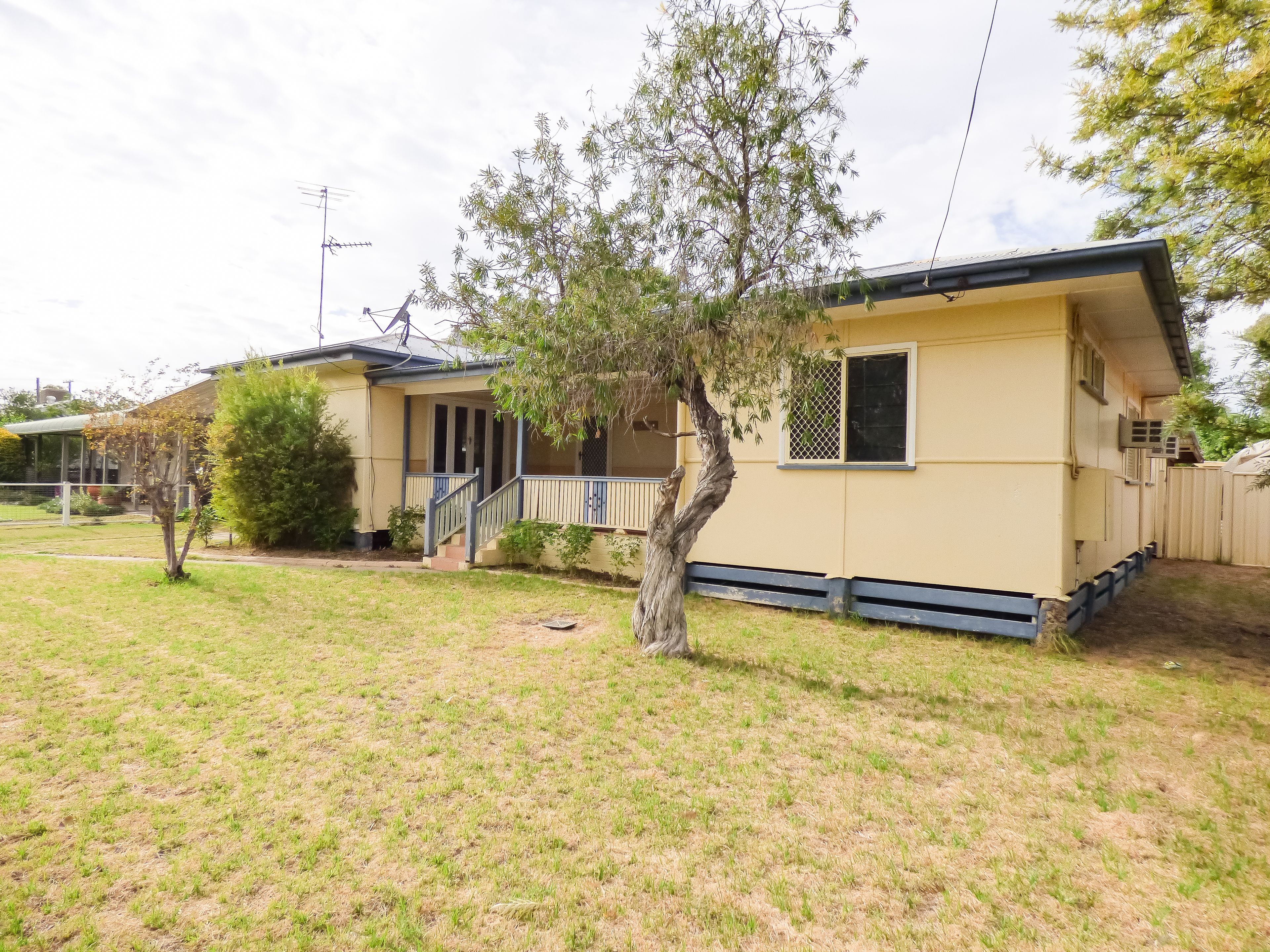 44 TAYLOR ST, ROMA QLD 4455, 0房, 0浴, House