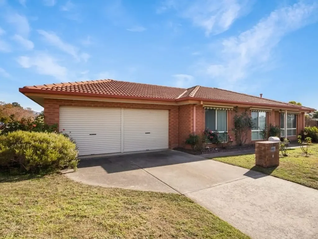 Neat & Cosy 3-Bedroom Home!