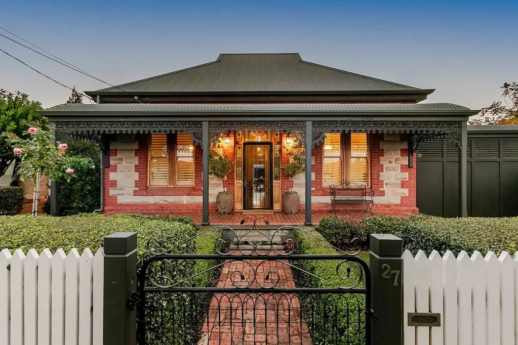 West Hindmarsh 4 Bedroom Hampton�s vogue meets villa nostalgia with a brilliant stable-to-studio twist