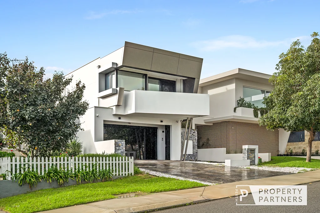 13A Helmsley Street, Scarborough, WA 6019