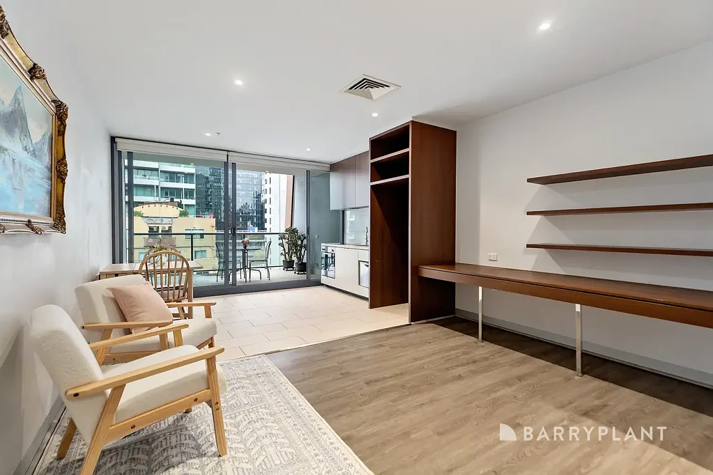 Melbourne 1ห้องนอน Oversized Studio with Carpark - can achieve an 8% gross return approx!