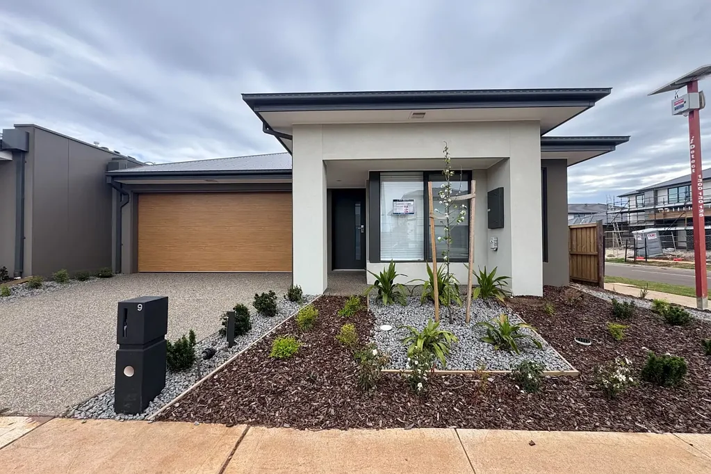 9 Brushwood Drive, Aintree, VIC 3336