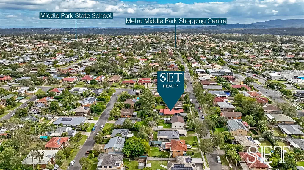 Jamboree Heights 4Kwarto Contemporary Family Living in a Prime Jamboree Heights Location