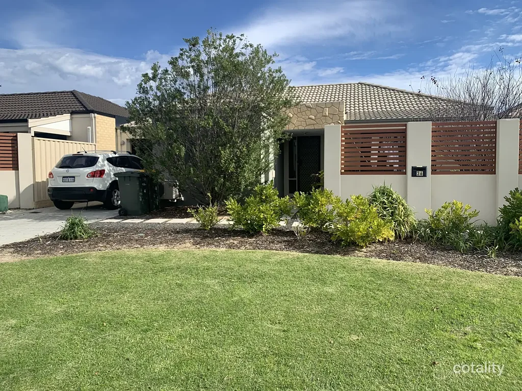 *** MORE PHOTOS COMING SOON *** Modern, Comfortable Living in the Heart of Darch!