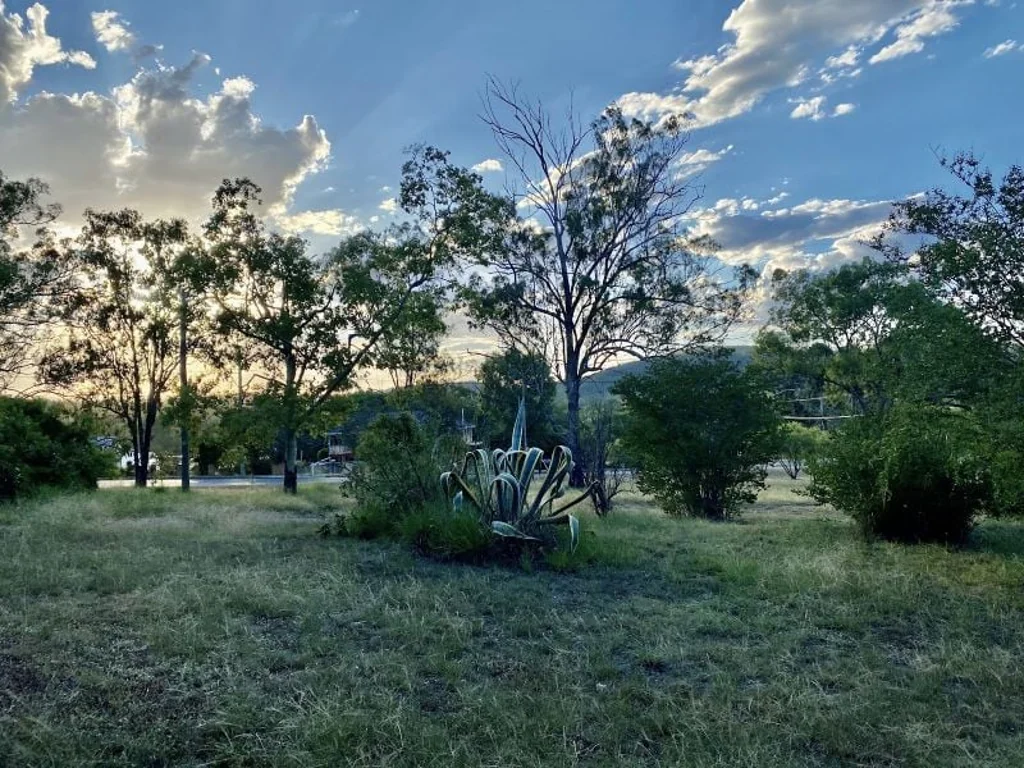Esk VACANT LAND - 5709sqm  =  2 TITLES