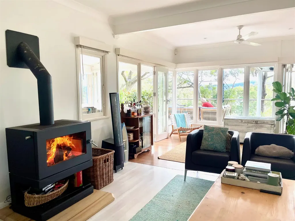 Beautiful Clareville Beach House with Fireplace and Yoga Studio