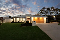 18 Crusade Court, Coomera