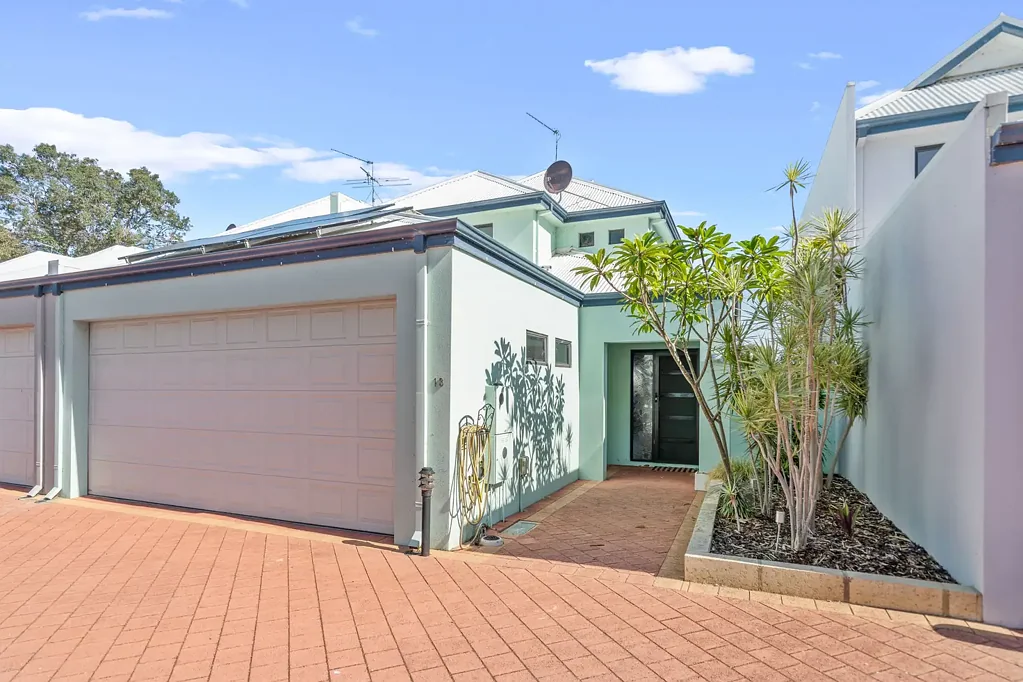 Erskine 3房  Under offer.