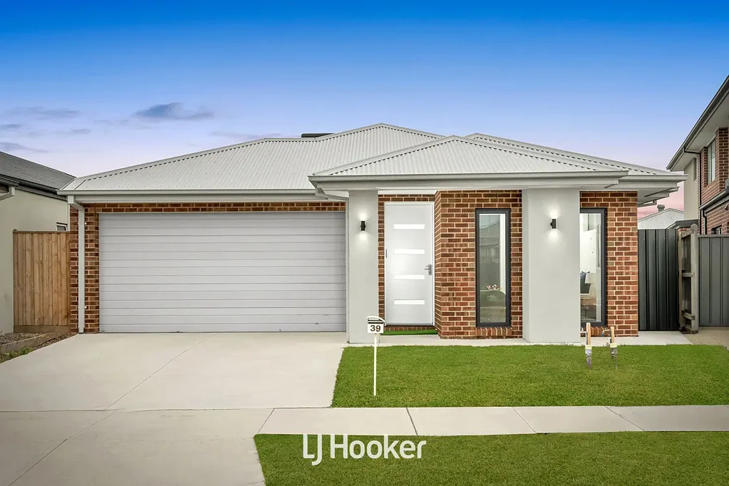 39 Viola Circuit, Clyde, VIC 3978
