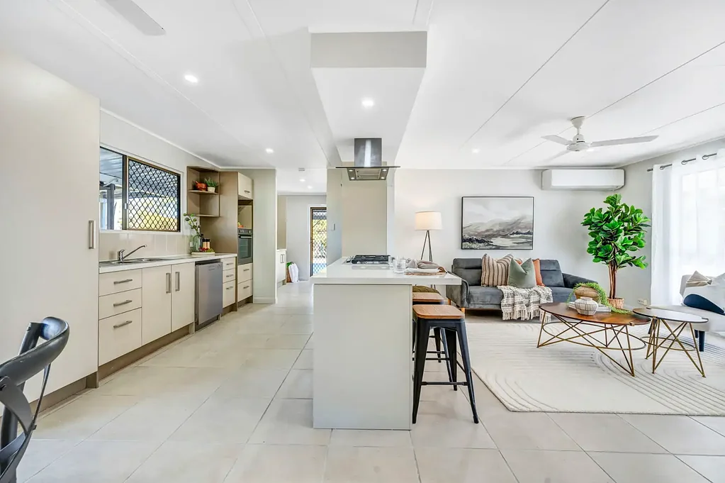 5 Minsky Court, Mount Low, QLD 4818