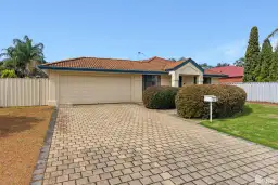 4 Bolger Gardens, Kelmscott