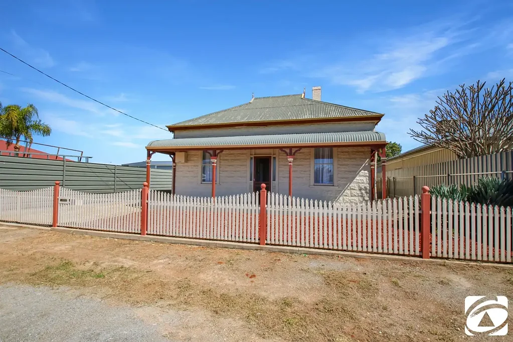 Broken Hill 3Kwarto QUIET SOUTH LOCATION | CHARACTER & OPPORTUNITY