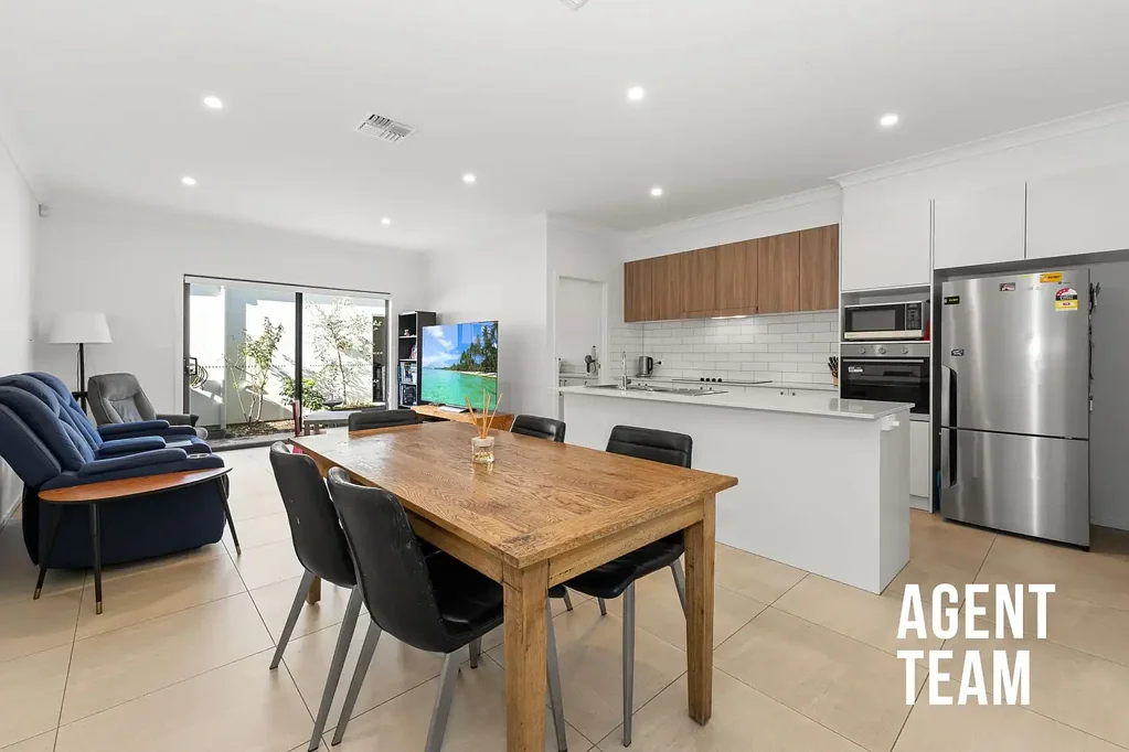 Strathnairn 4ਬੈੱਡਰੂਮ Contemporary Living Surrounded by Nature in Strathnairn