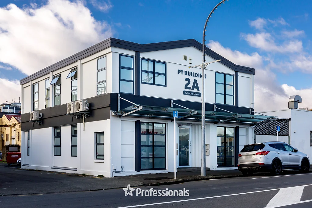 Ebdentown 2房  4 Separate 2-bedroom units