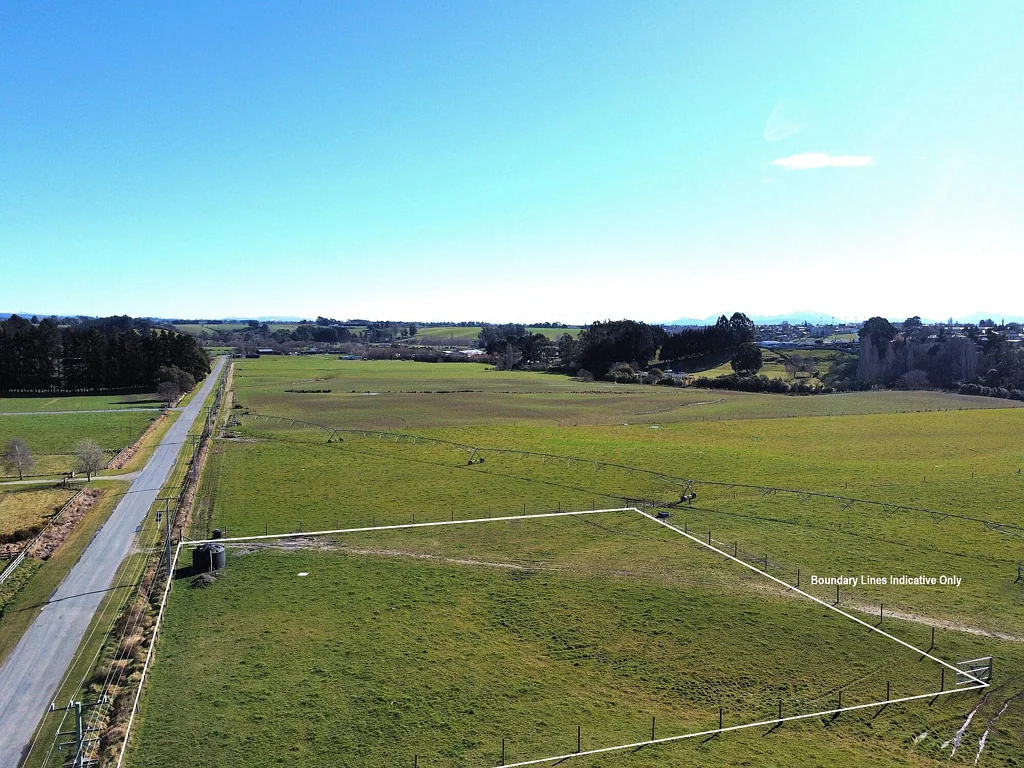 Fairview Live in the Country, Cycle to Town