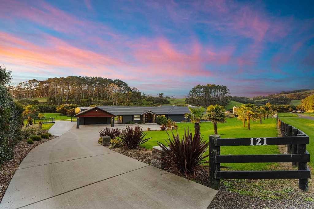 Waimauku 4房  Where Space, Style & Serenity Align