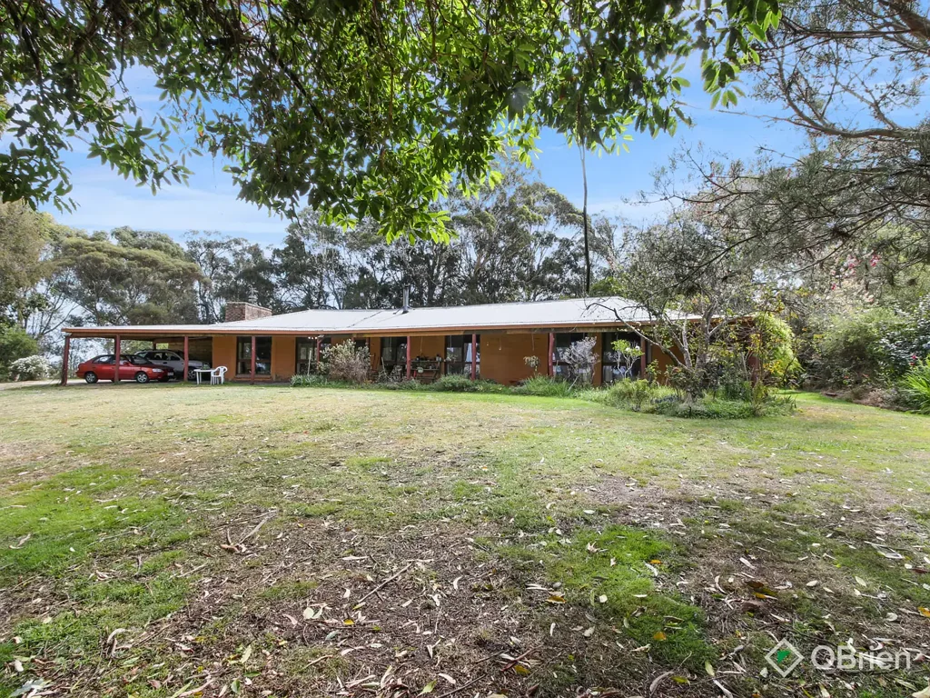 Swan Reach 4房  OLD ORBOST ROAD, SWAN REACH - YOUR DREAM RURAL RETREAT AWAITES!