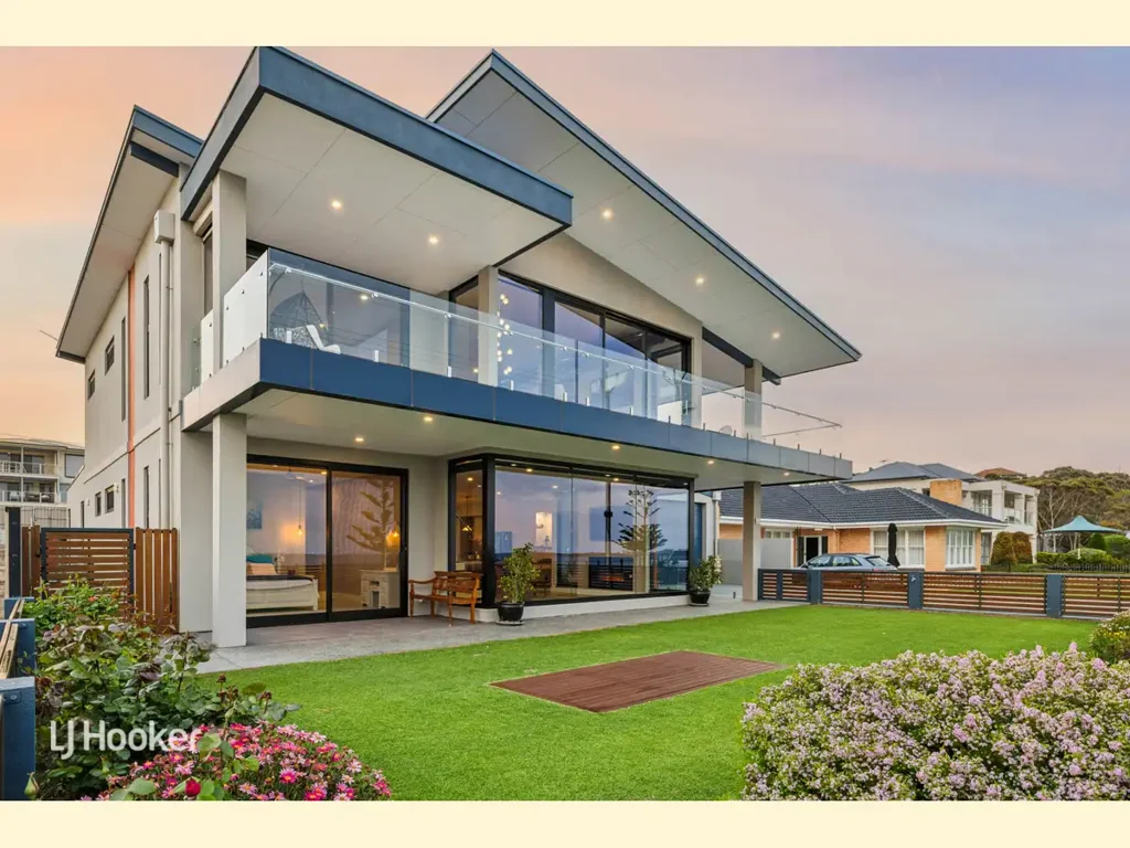 Port Vincent 6ਬੈੱਡਰੂਮ An iconic waterfront residence of striking design