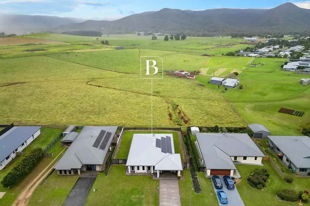 Atherton 5ਬੈੱਡਰੂਮ Executive Living with Stunning Country Views & Mountain Backdrop