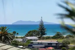 10 Mayor View Terrace, Waihi Beach