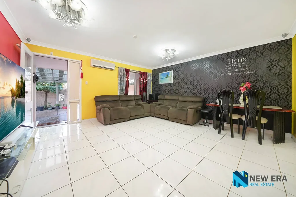 Ingleburn 2 Bedroom Investor's Dream or First-Home Winner!