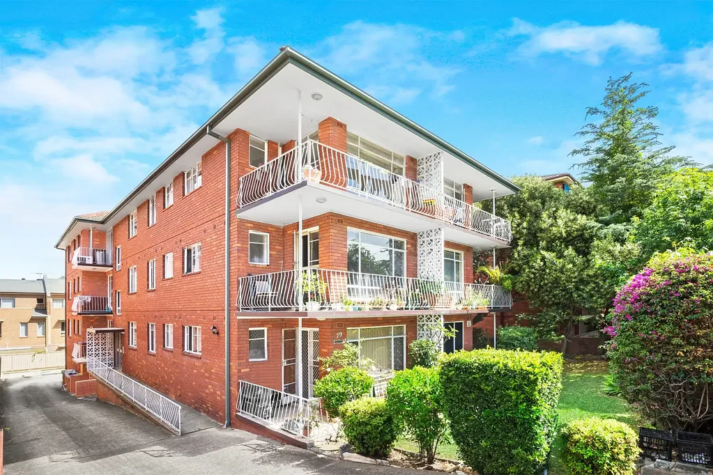 Hurstville 3Zimmer Spacious Apartment in Convenient Hurstville Location