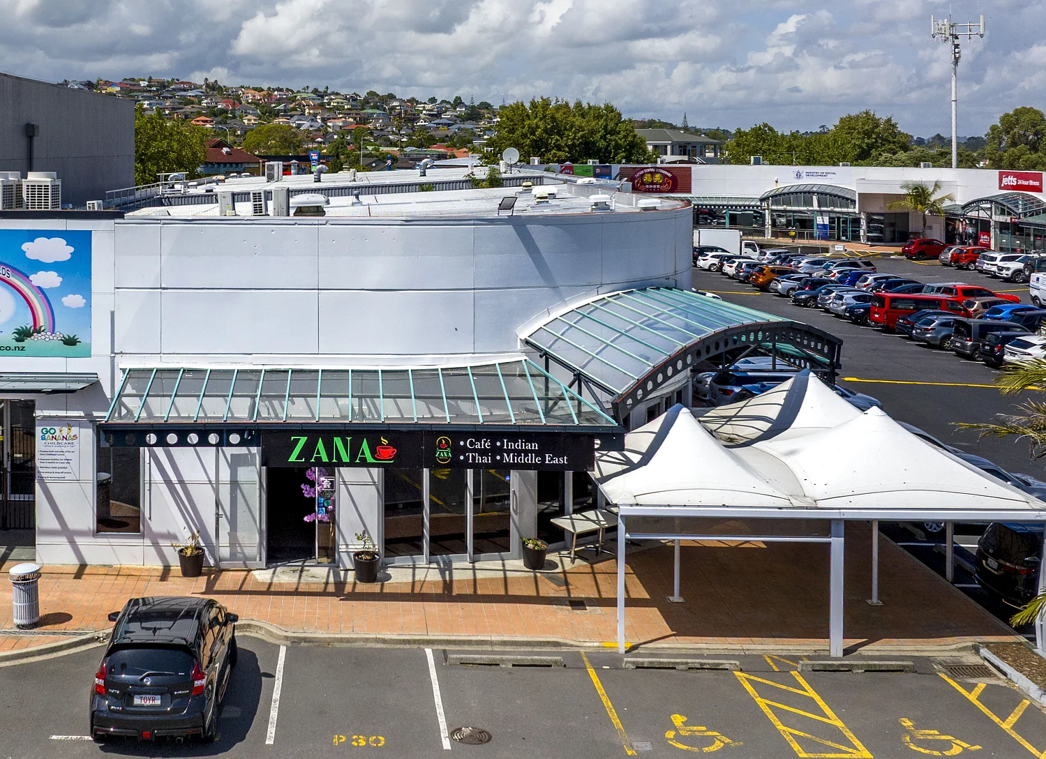 Half Moon Bay  Coffee Shop / Commercial Space for Lease