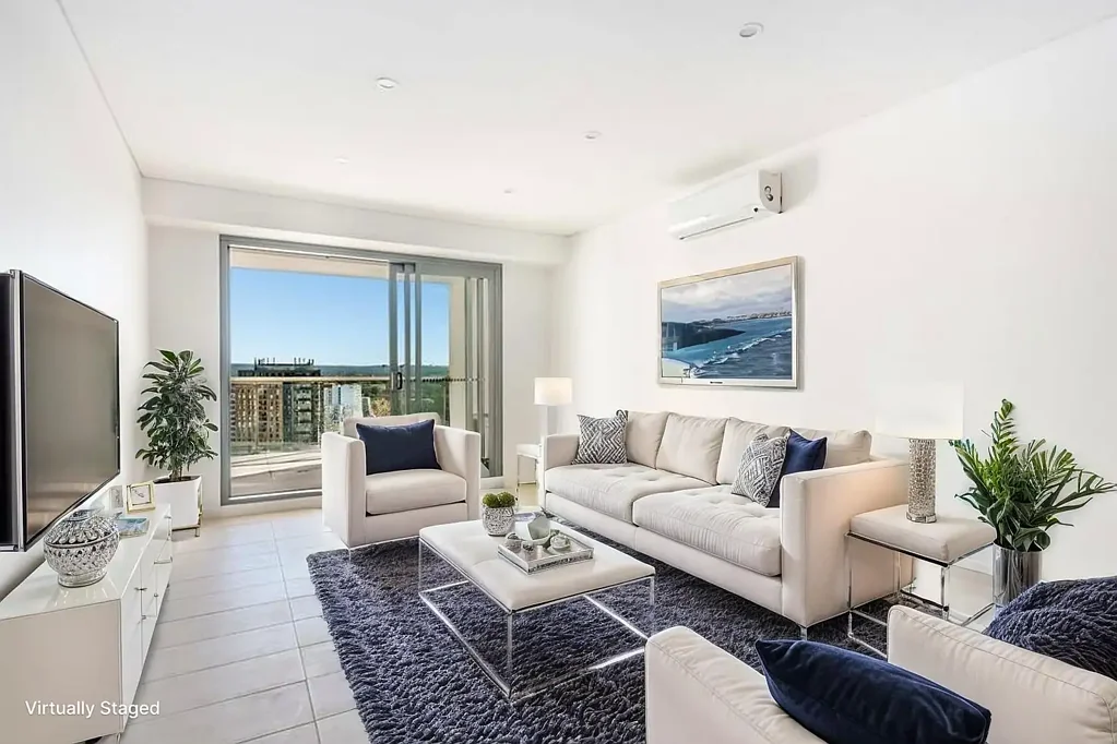 Auburn 2 Slaapkamer MOVE RIGHT IN - REFRESHED AND READY ON LEVEL 7