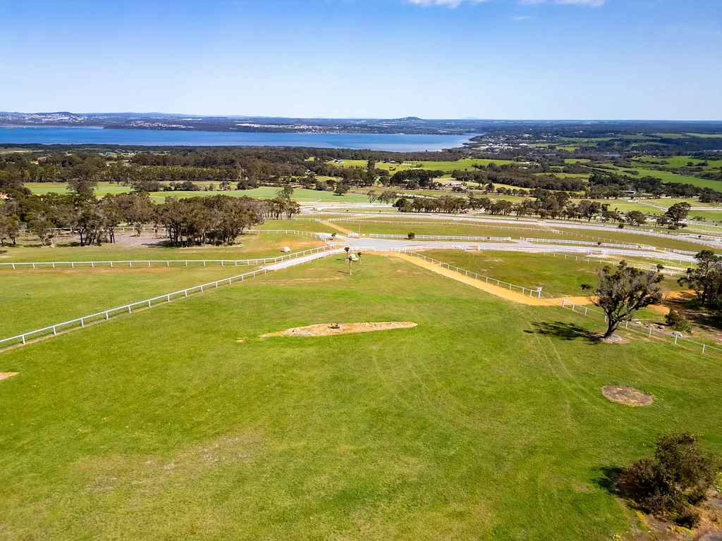 Kalgan Stunning Scenic Block at the Peak of Grandview Heights