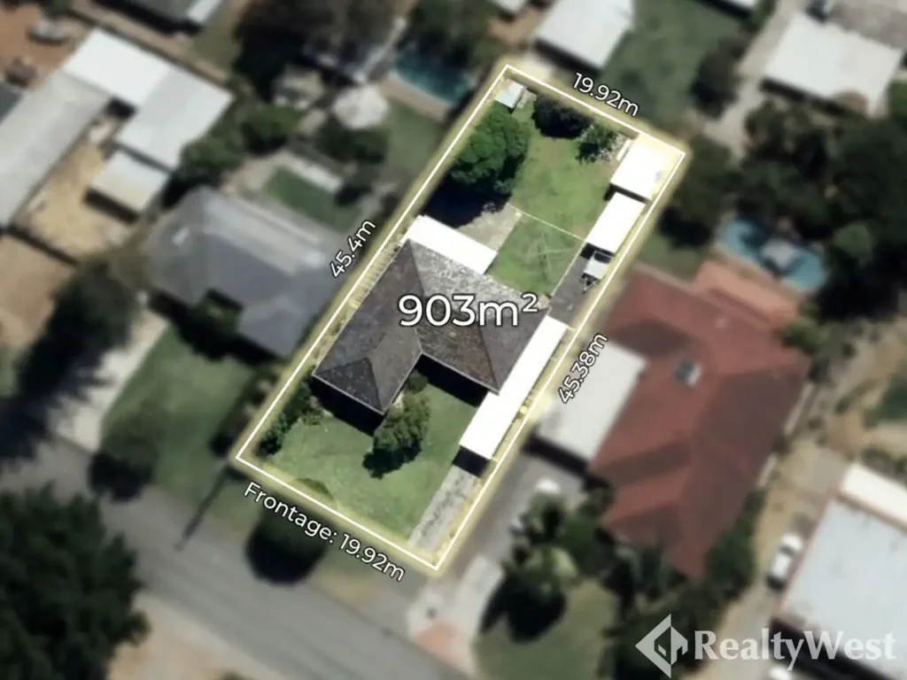 High Wycombe 3房  COMING SOON - 903SQM. R25. FUTURE POTENTIAL.
