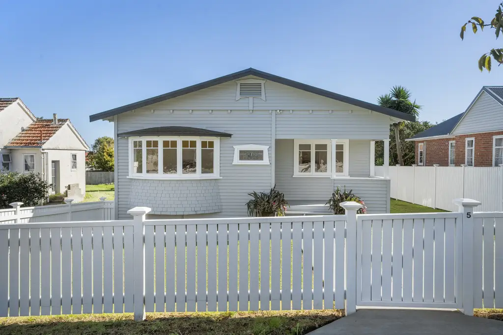 Mount Albert 3房  MUST BE SOLD