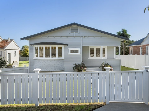 Mount Albert 3房  Cute as a Button - Packed with Potential