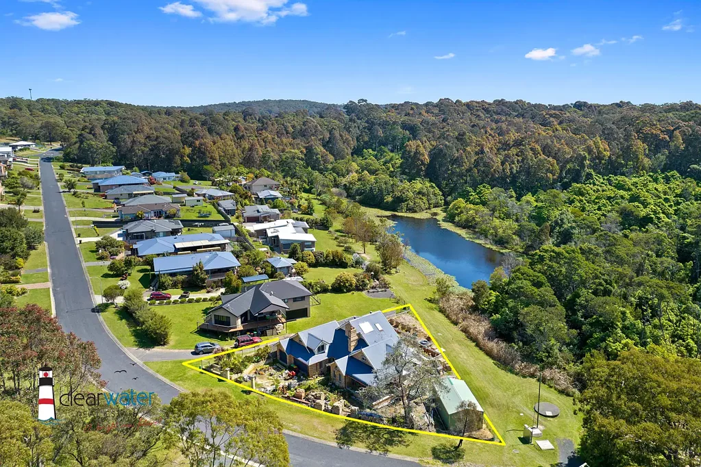 Bermagui 3房  Magnificent Unfinished Home @ Bermagui