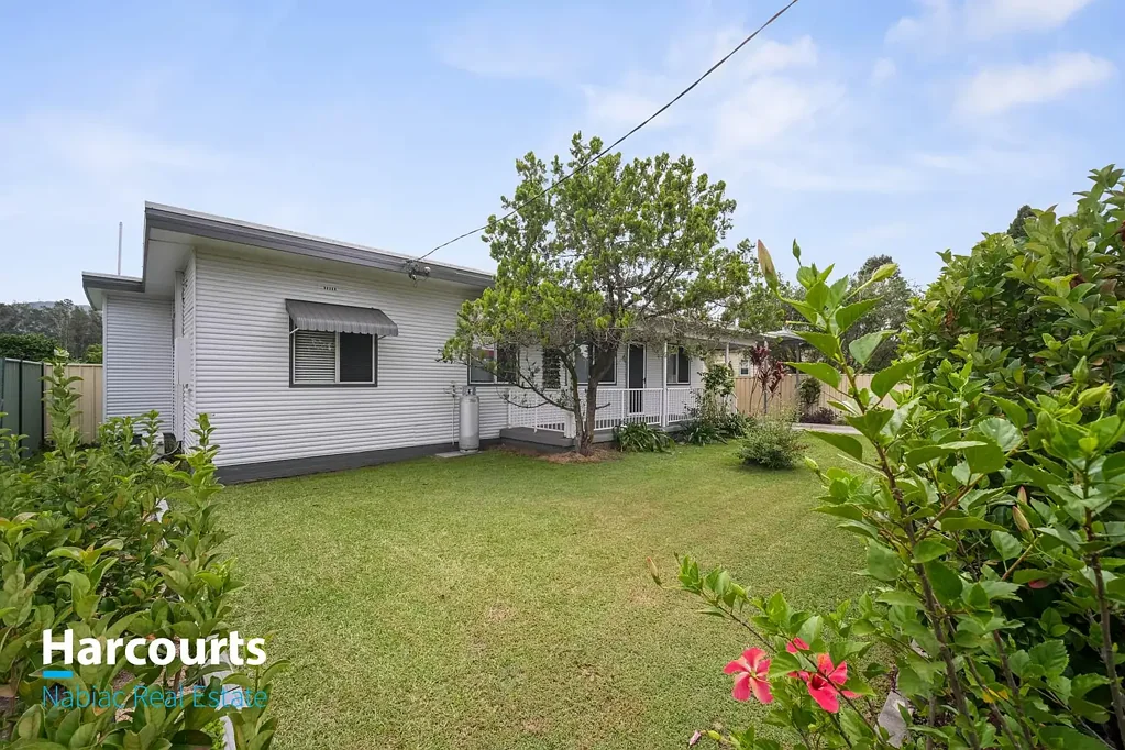 Nabiac 3બેડરૂમ 2.5 Bedroom Home on Spacious 1012m² Block - Prime Location in Nabiac