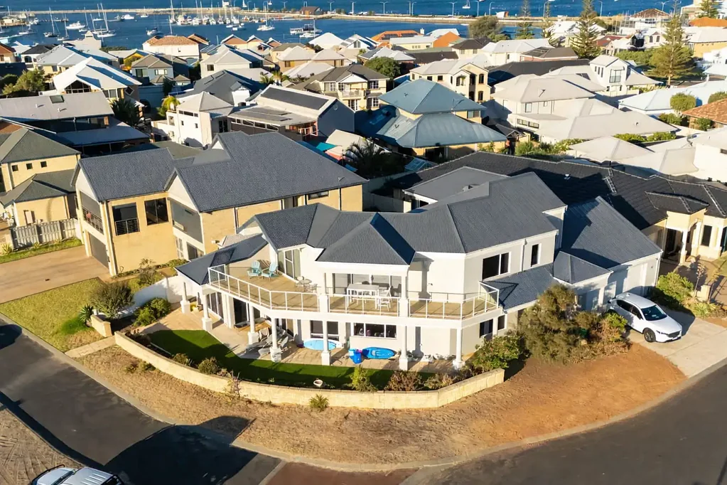 16 Baudin Terrace, Bunbury, WA 6230