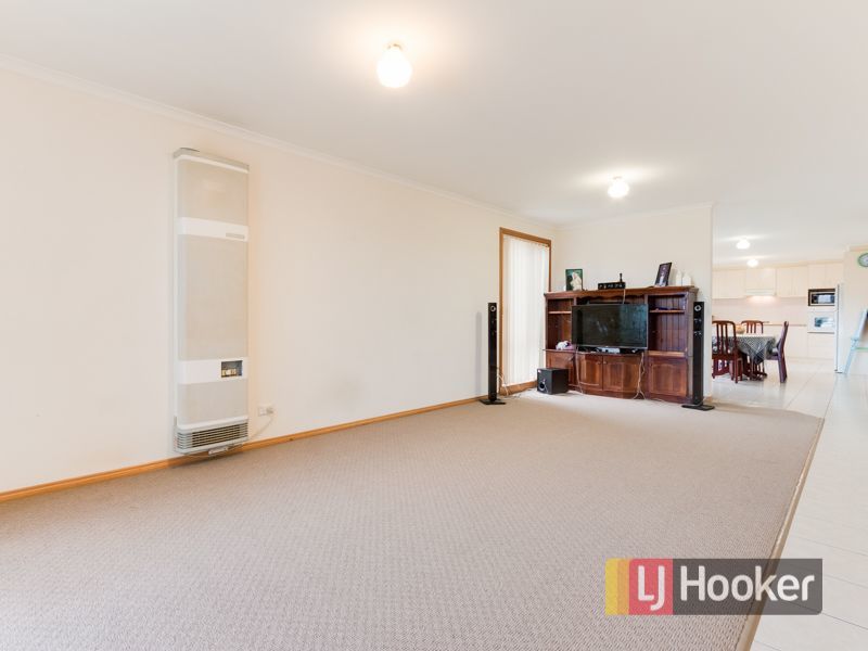 5 ROSSI CL, PAKENHAM VIC 3810, 0房, 0浴, House