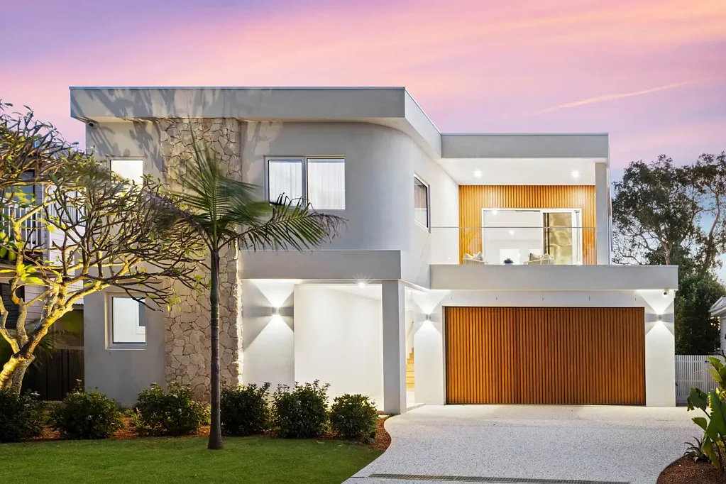 "Alora" Brand New Architectural Residence