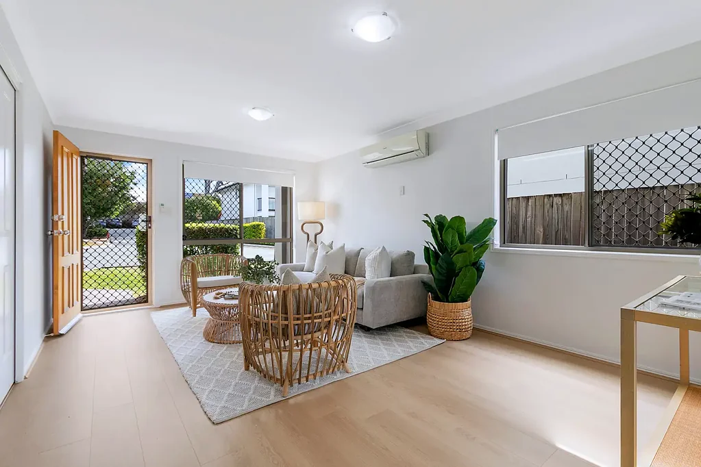 Carina 3 Slaapkamer Refurbished, Stylish, Easy Living in Parkside Location
