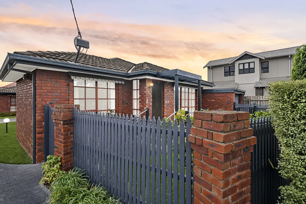 1/25 Grice Crescent, Essendon, VIC 3040